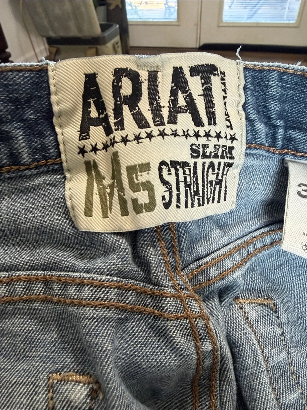 Ariat men m5